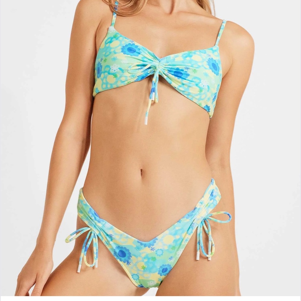 Blackbough Sophia Bikini Set